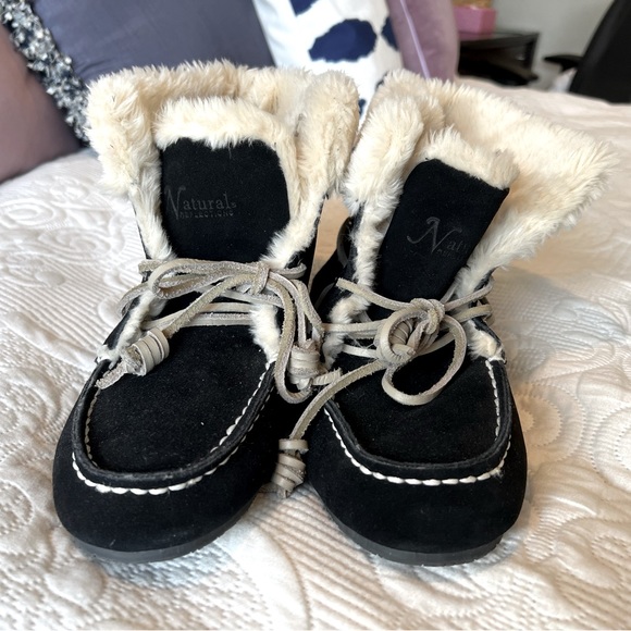 Natural Reflections Shoes - Women’s New Natural Reflections Boots size 10M. Super Comfy!!